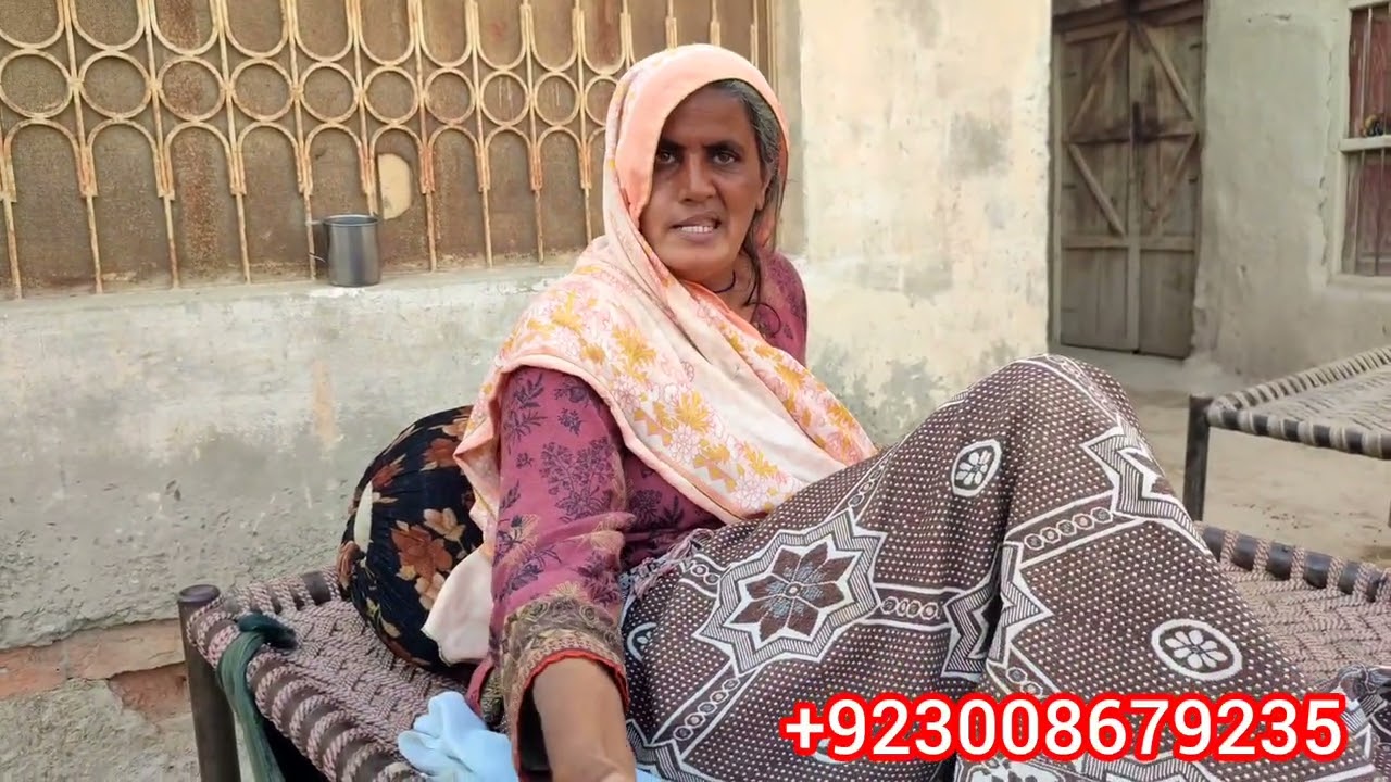 Helping poor woman in Pakistan||Azhar Hussain help|