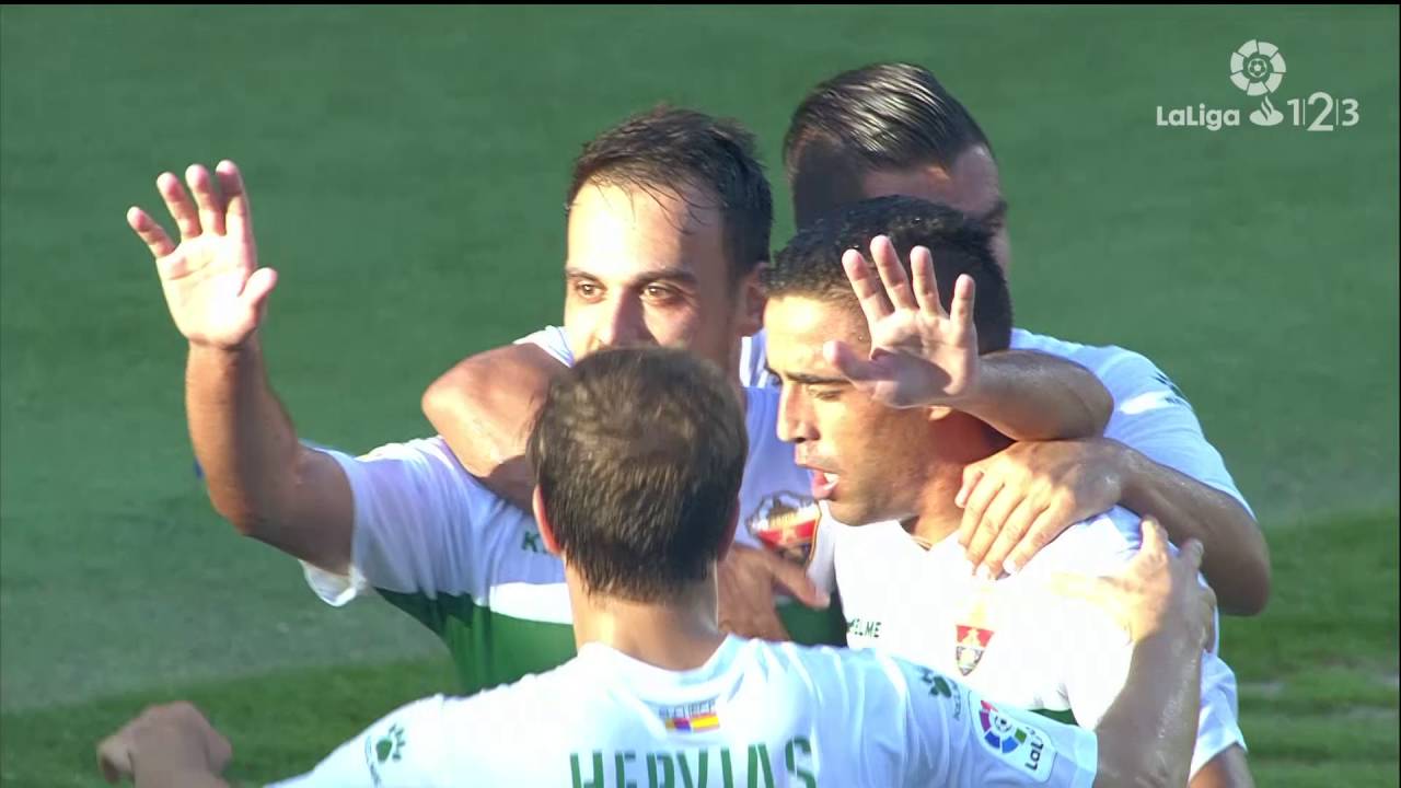 Resumen de Elche CF vs Rayo Vallecano (2-1)