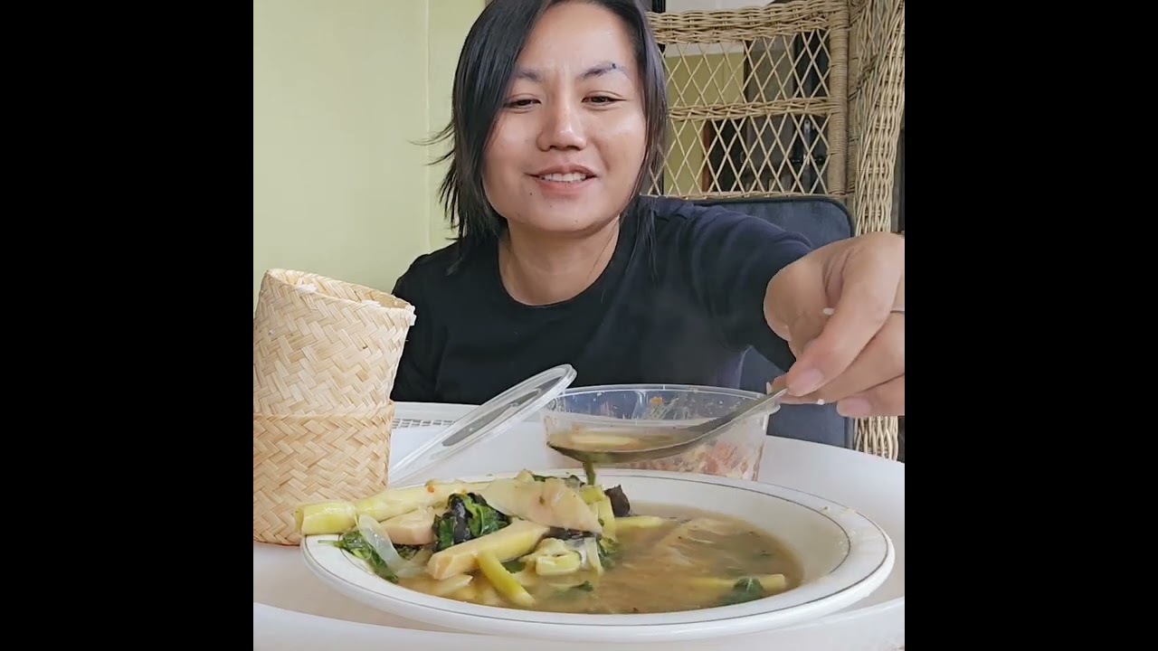 แกงแหนงหน่อไม้กับจ้ำปลาแดกพันปี😅