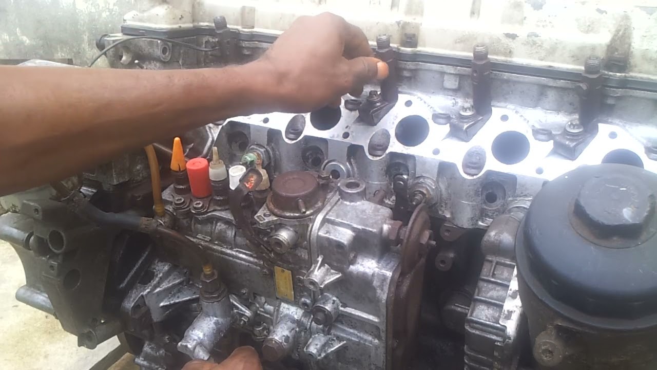 An Old Diesel Engine Brought Back To Life