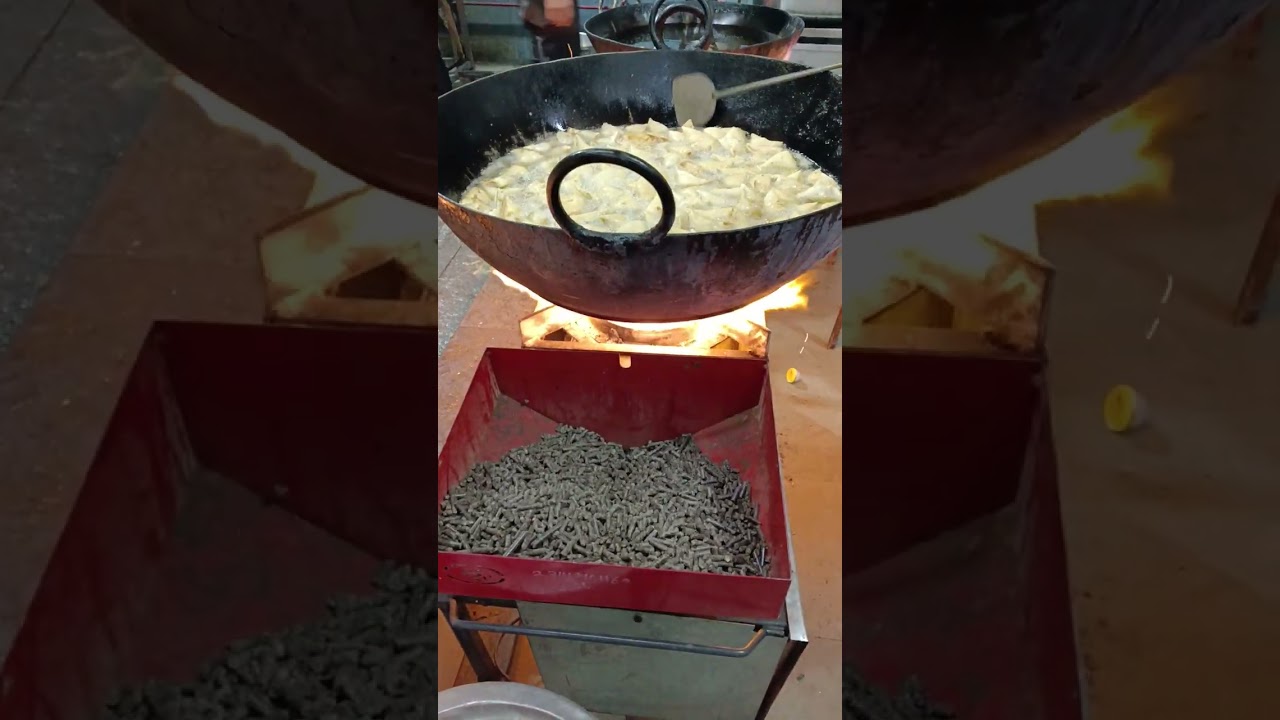 32 Inch Continued Pellets Feeding Stove | Available on IndiaMART