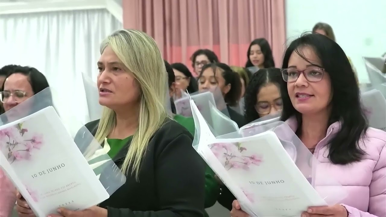 Igreja Apostólica - Surgiu o reino do céu na terra - Coral
