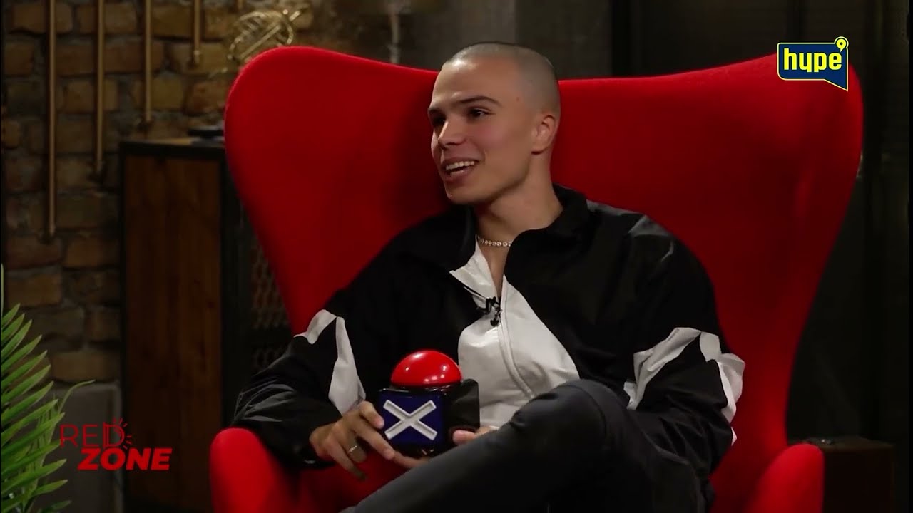 Da li je Voyage prevario Breskvicu ili ona njega? Da li pati za njom i zašto gleda njene intervjue?