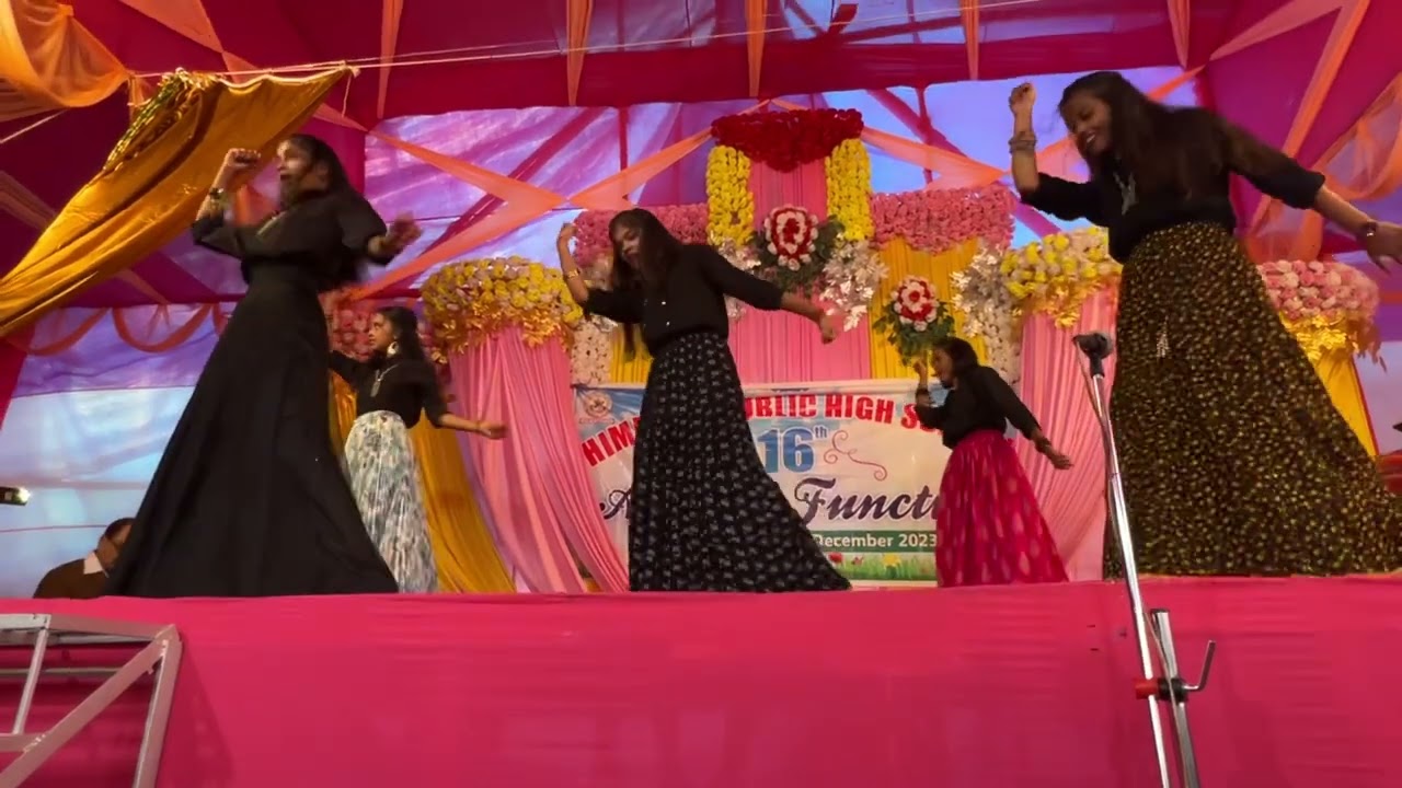 Koi Sehri Babu X Bol Chudiya X Gulabi Sharara Dance Performance || Himalaya public school