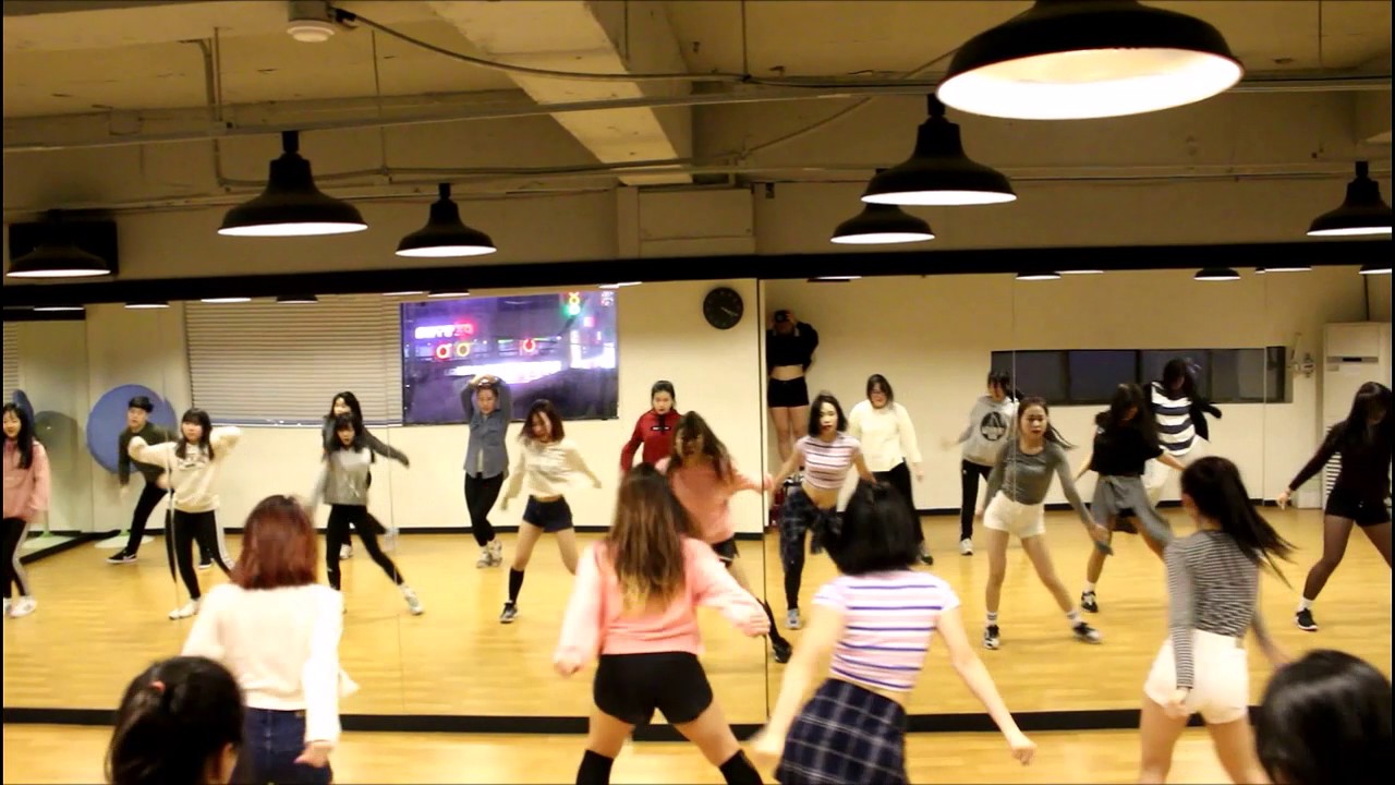 Shower-Becky G | Darlene Choreography | Peace Dance