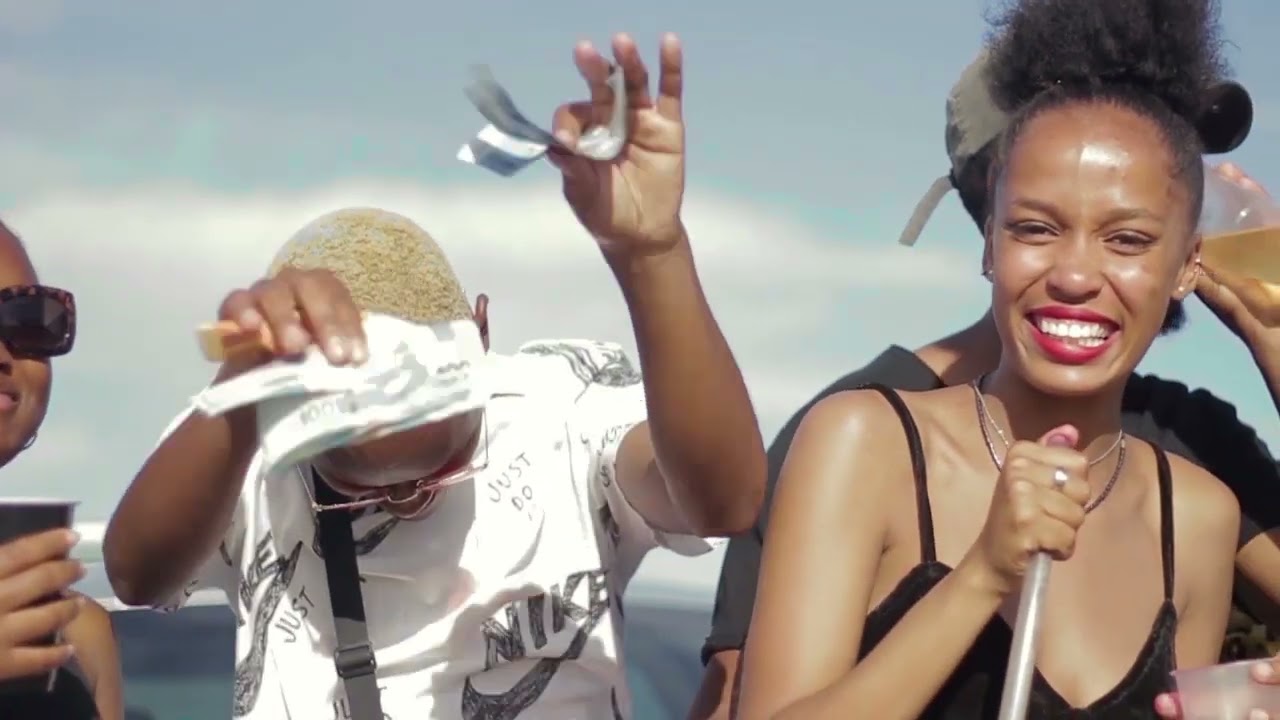 Amashots_Djy Thak'zin_ft_Mabz_Official Music Video