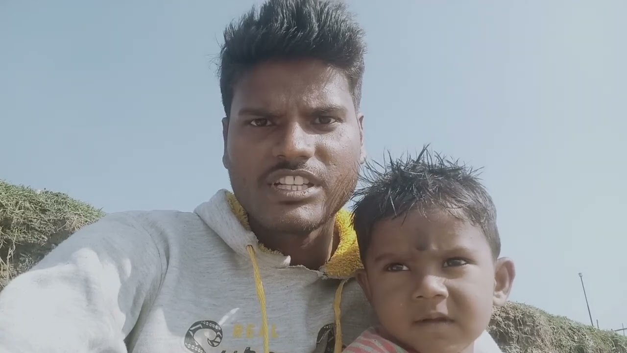 আমরা বেনাপুর নদীতে চান করতে গিয়েছিলাম।