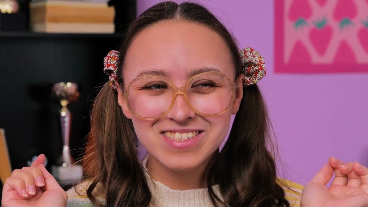 From Nerd to POPULAR Vampire! 🤯💋 Extreme Makeover With Gadgets From TikTok by La La Life Emoji