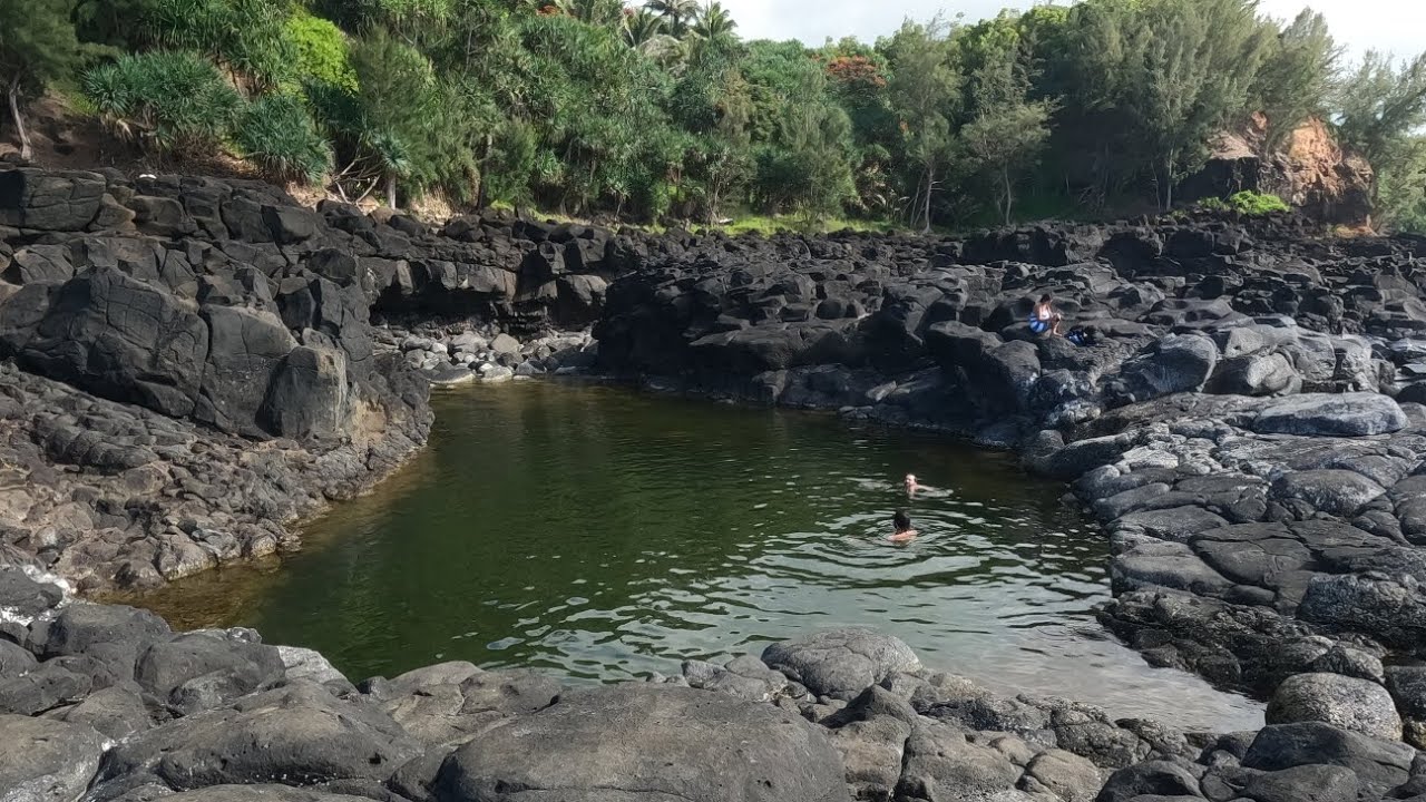 Kauai, Hawaii USA - Queens Bath and Pool of Death