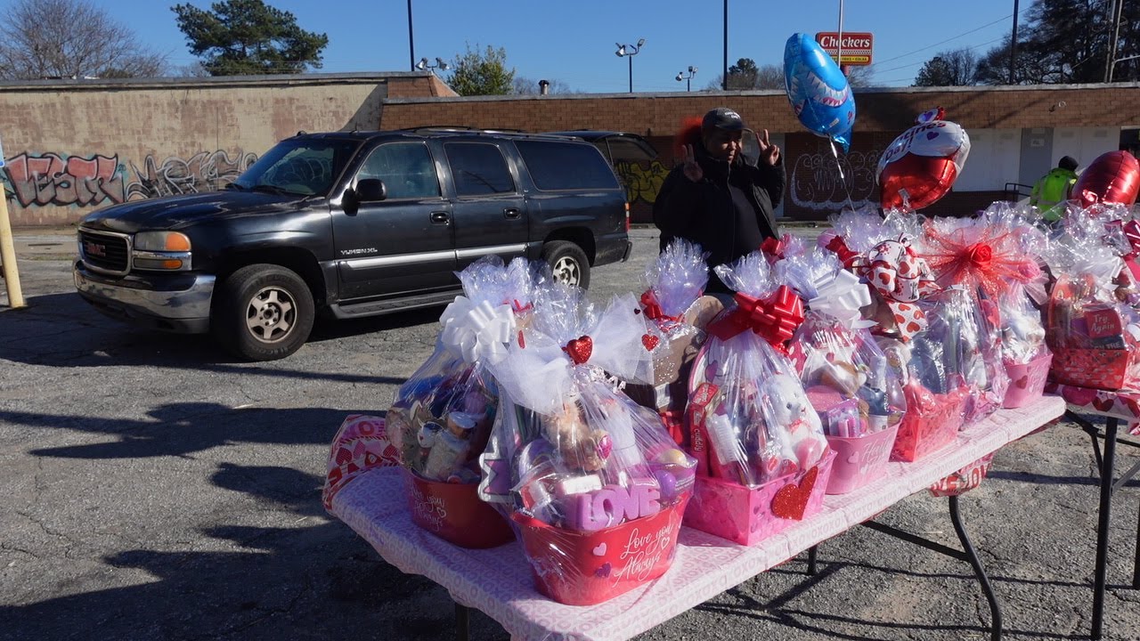 Get out & Sale Those Basket | Selling My Baskets at Busy 4 way | Where I setup & Sold Baskets 