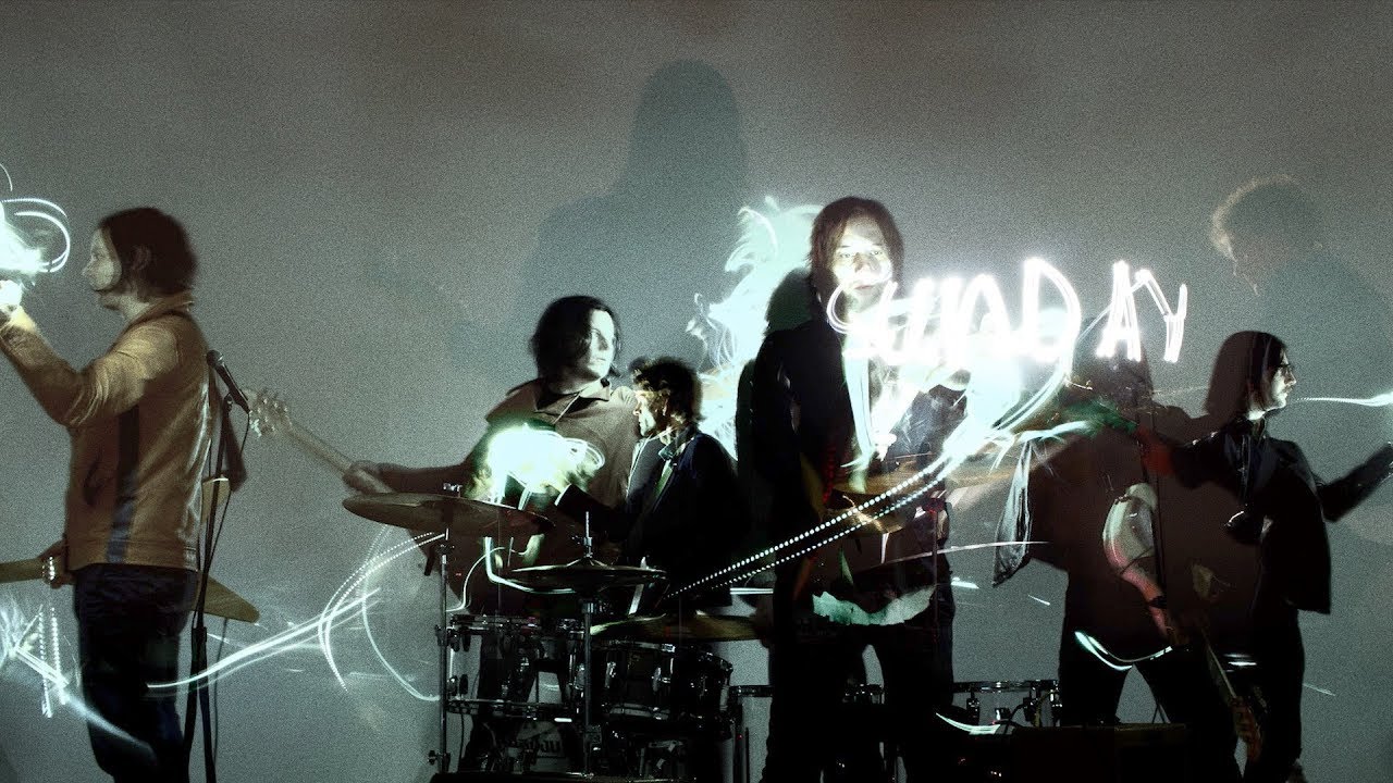 The Raconteurs &ndash; Sunday Driver (Official Music Video)