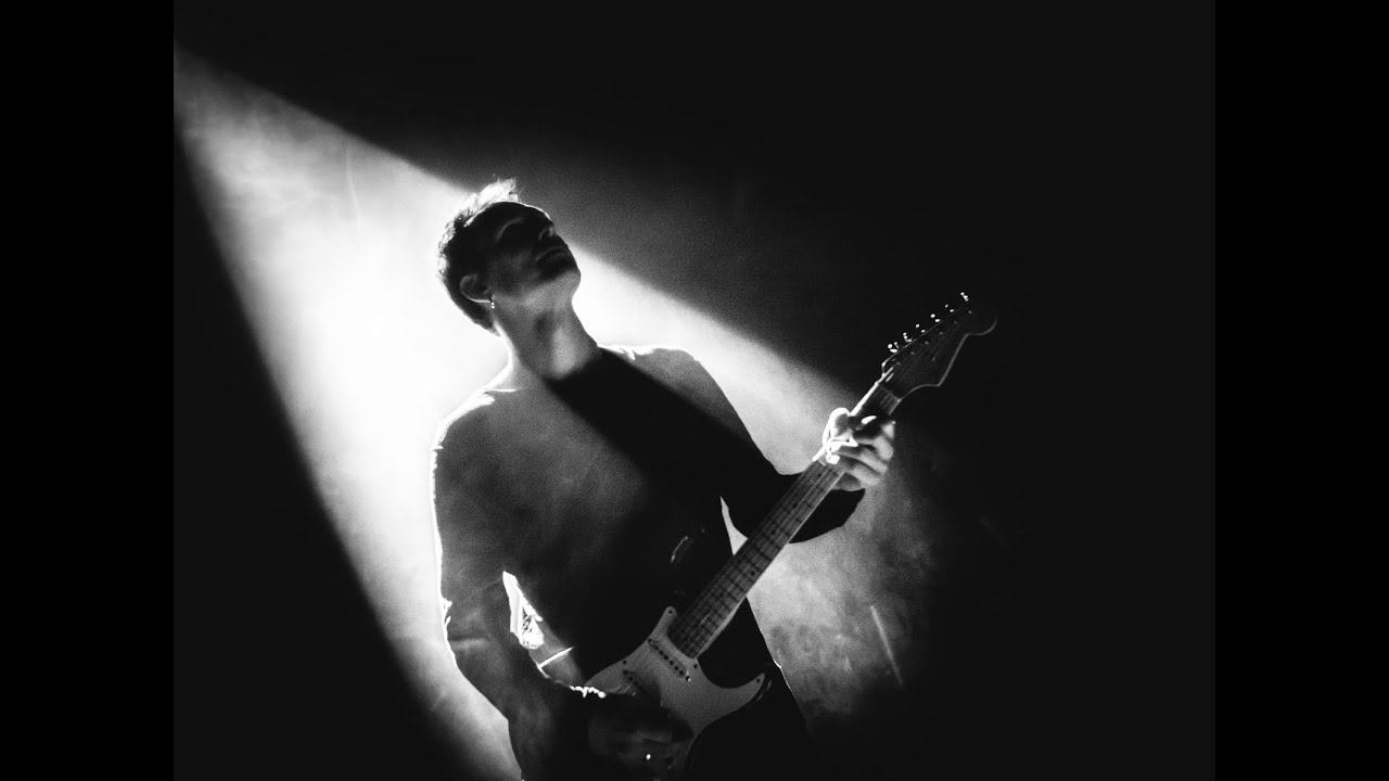 RIKU RAJAMAA - Half Broken Heart (Official Music Video)