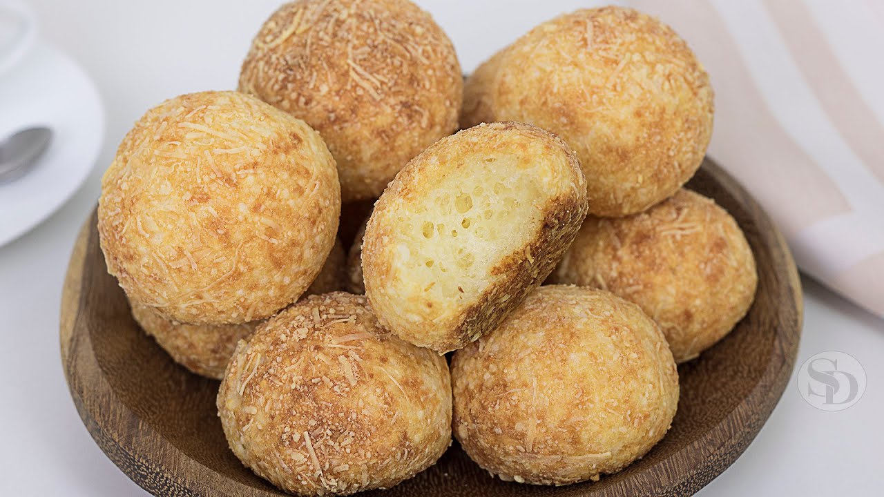 Pão de Queijo de Tapioca | Crocante por fora, macio e úmido por dentro | Receita Sandra Dias