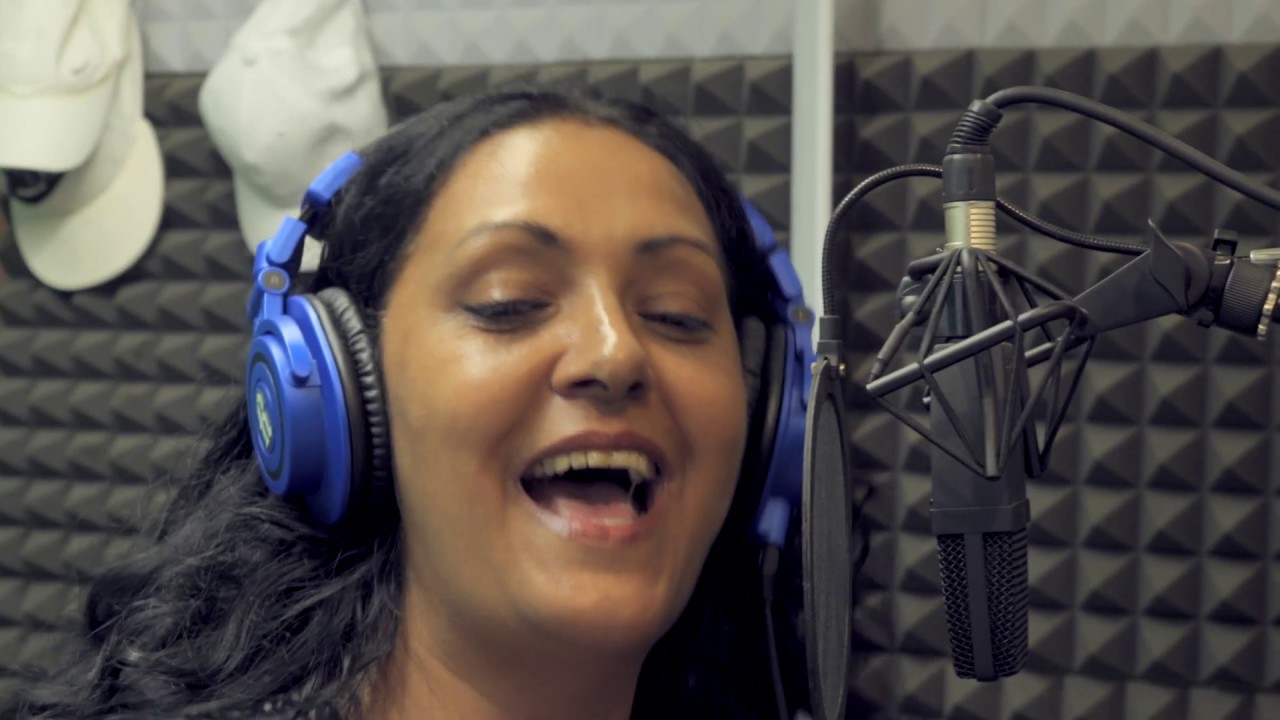 Ivana Salayova, Peter Polakovic a Viliam Adi - Hej tancuj spievaj ( COVER )