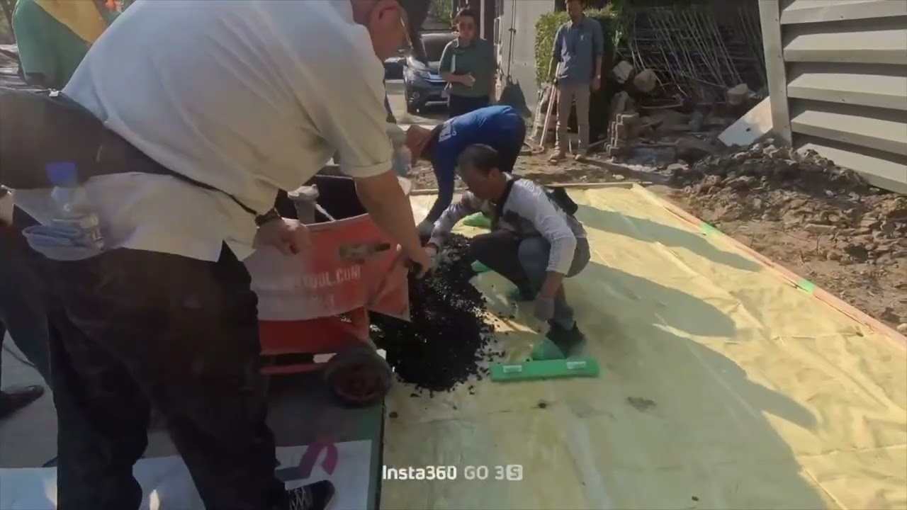タイ大学校内テスト施工