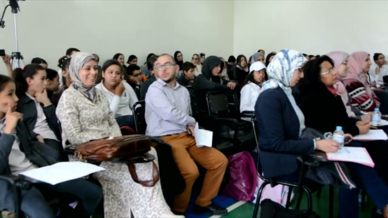 نهائيات مناظرات الوحدة التعليمية لمؤسسة البنك الشعبي  كوكب الأرض بين الإيكولوجيين و الصناعات الكبرى