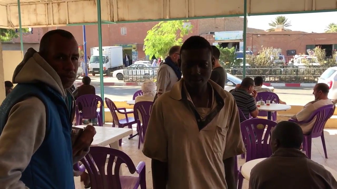 Algeria Tamanrasset Cafe / Alg&eacute;rie Tamanrasset Caf&eacute;