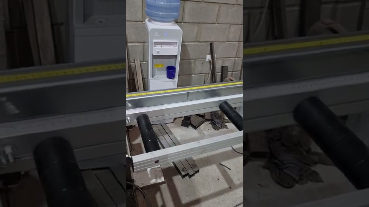 regla digital autom&aacute;tica  motorizada para trenes de medici&oacute;n