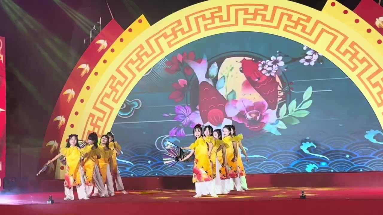 😍 Giai điệu Việt Nam mình ( nhảy ) 