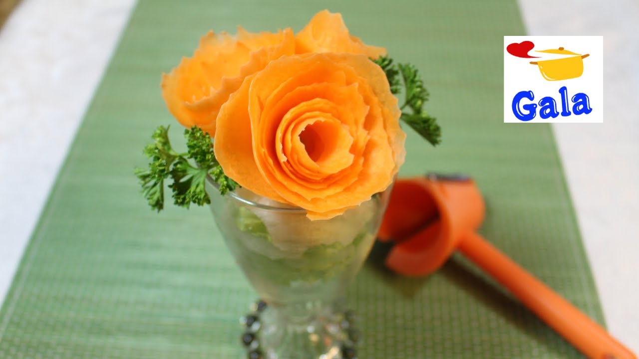 Цветы из моркови проще не придумаешь! Украшаем с ножём точилкой для овощей.