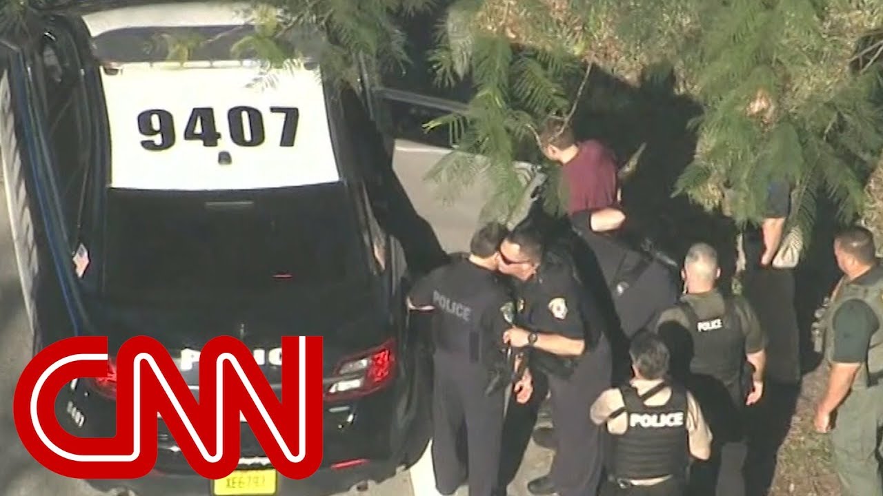 Teacher hid 19 students during Florida school shooting