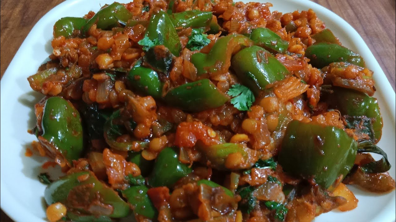Capsicum and Split pigeon pea curry or Shimla mirch Tur dal ka salan or Donna menasinakayi pallya 