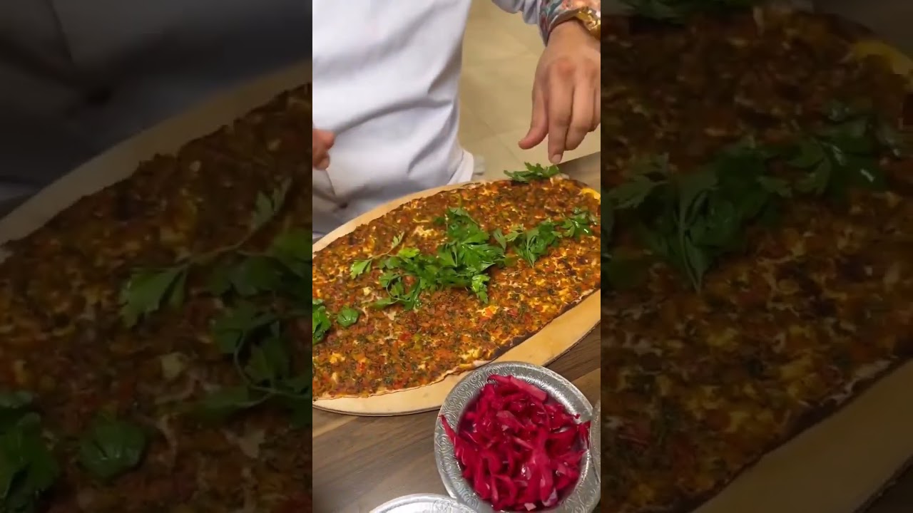 Ali Usta Gurme Farkıyla &Ccedil;ıtır Lahmacun #gaziantep #kebap #yemek #yemektarifleri #istanbul #dubai #fy