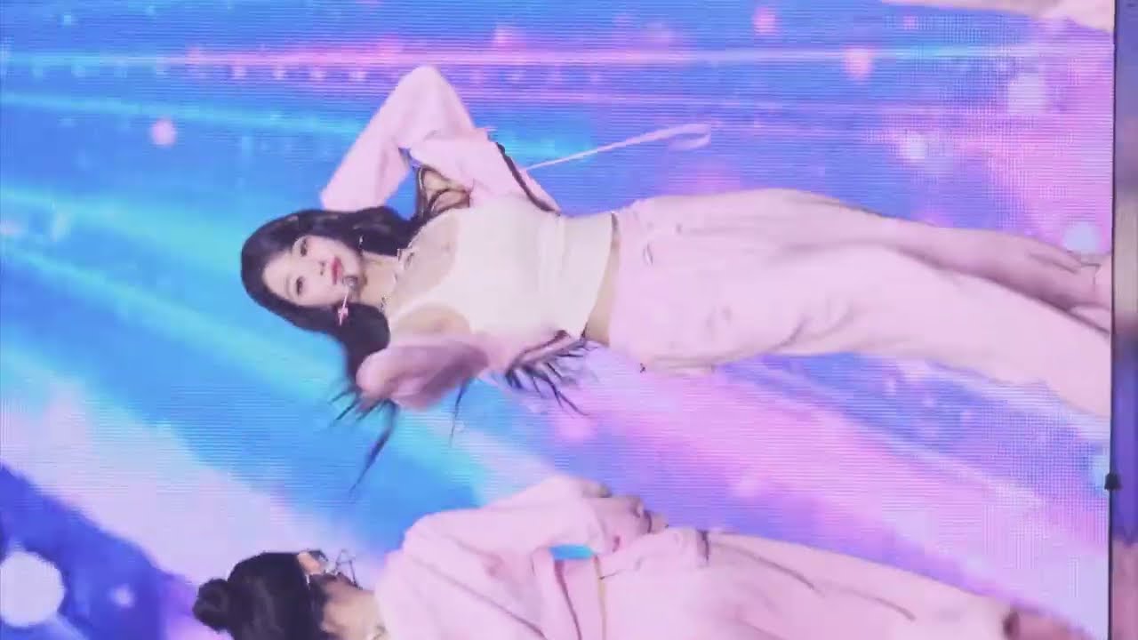 아이브 장원영 ATTITUDE 직캠(IVE JANG WONYOUNG)