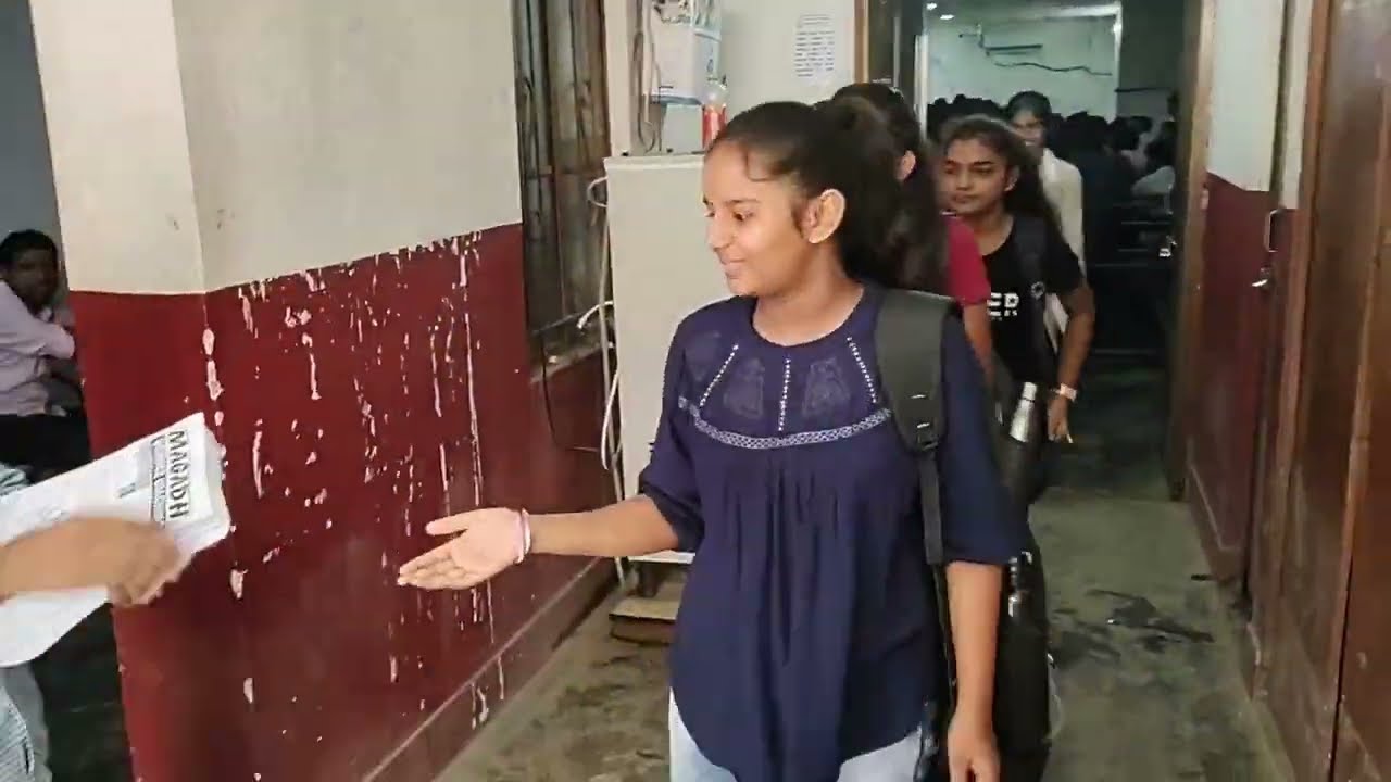 12th hindi  class 6am 19 august Status 