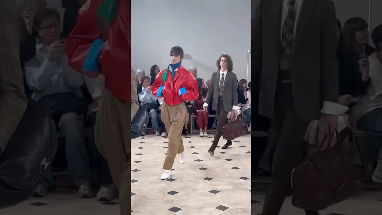마이클 라이더, 셀린느 첫 컬렉션 파리에서 공개🔥