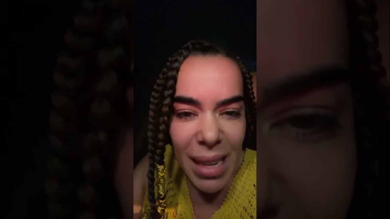 Beatriz Luengo esposa de Yotuel denuncia acoso a su familia por parte del castrista Willy Toledo