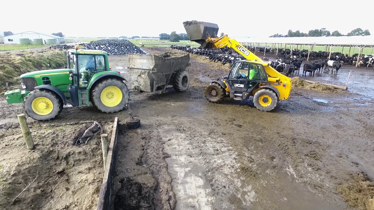 West Dual 2000 Muck Spreader