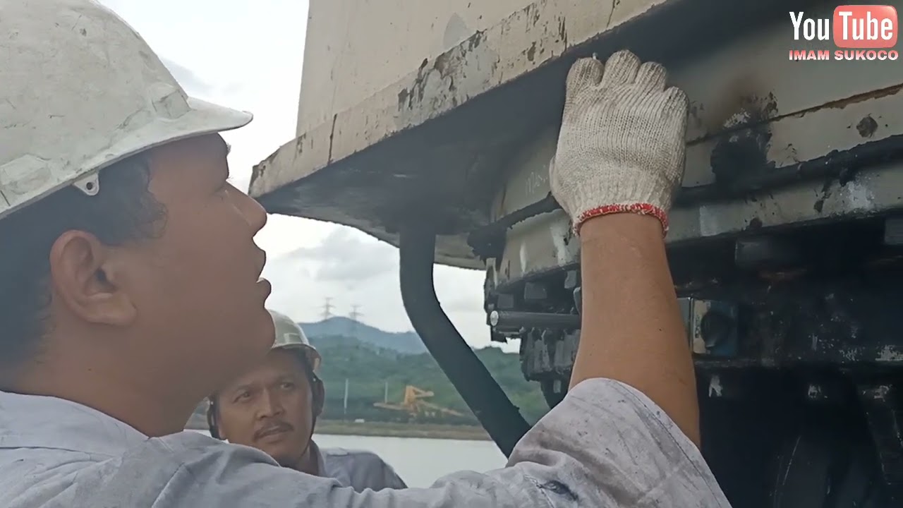 CATATAN BAS 3 - ROCKING TEST III SLEWING BEARING MEASUREMENT WITH DIAL GAUGE AT MV. MANALAGI TISYA.
