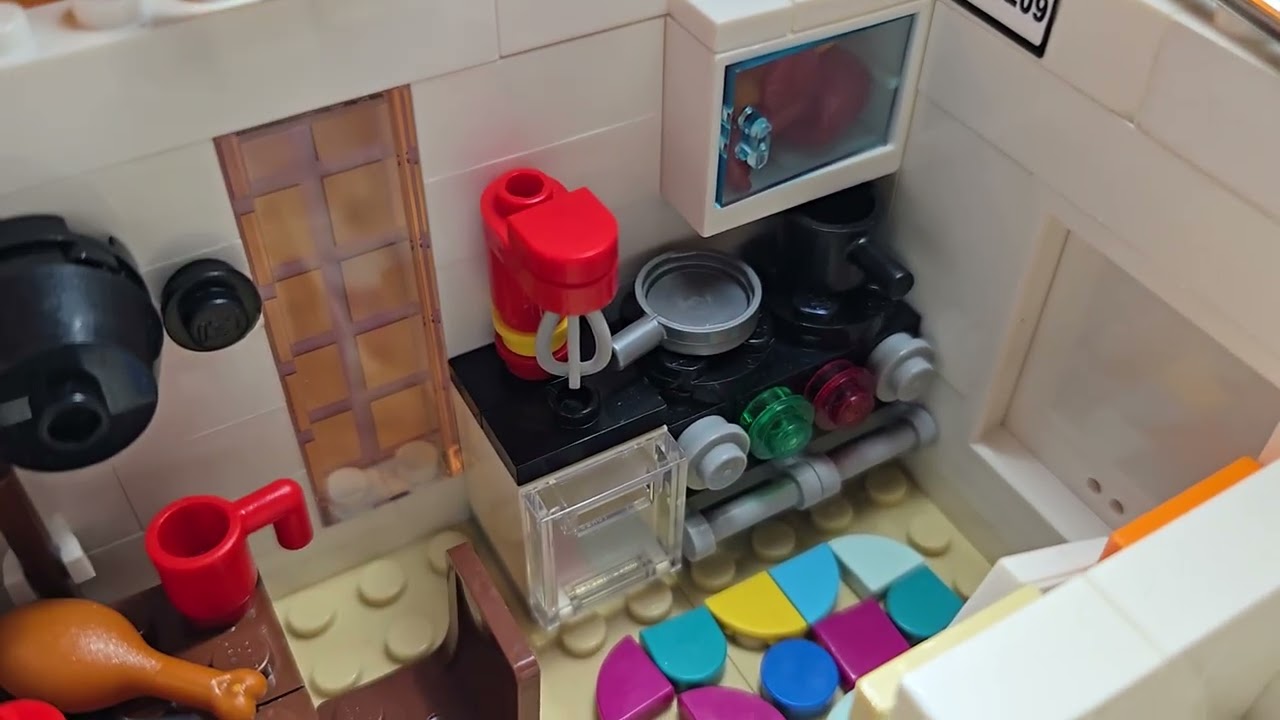 LEGO APARTMENT MOC!!!
