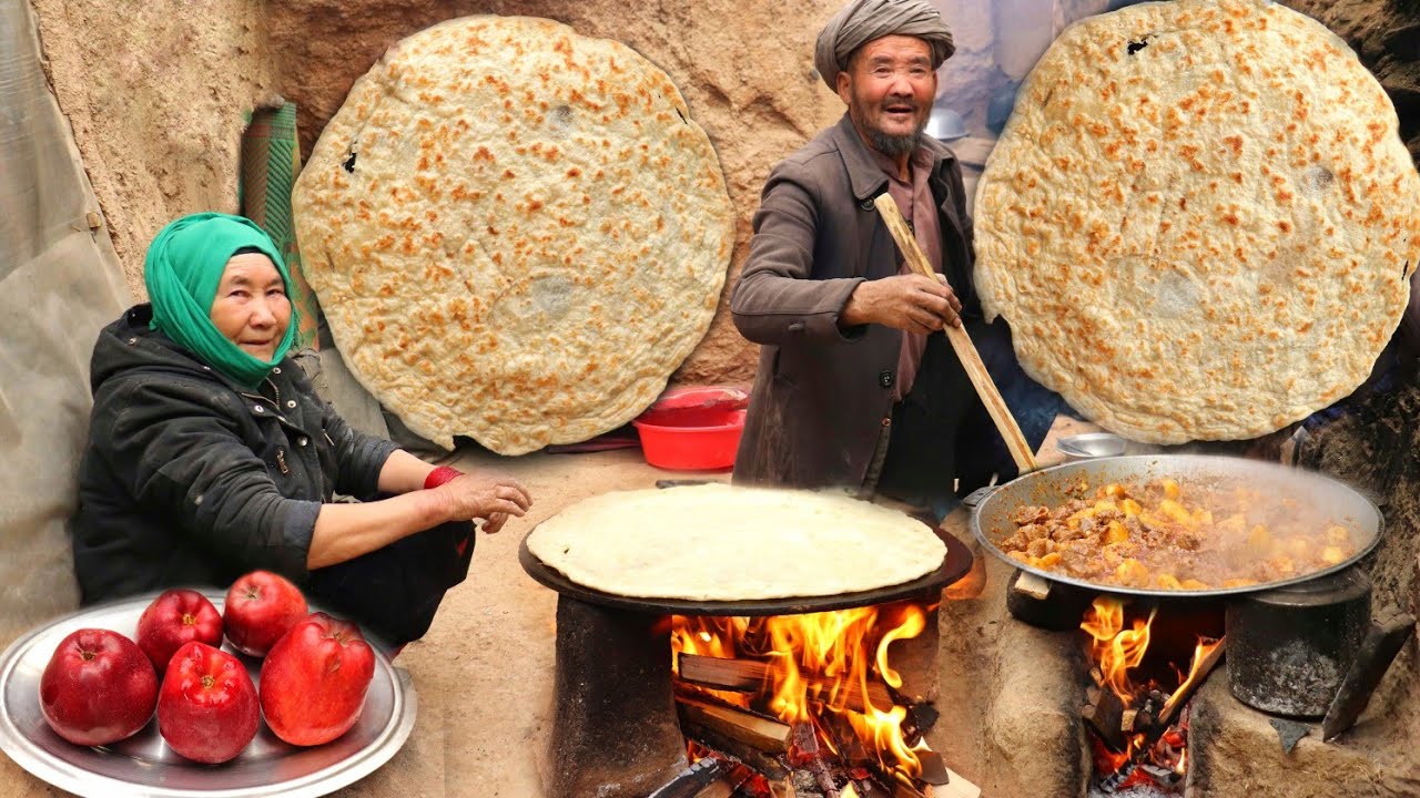 Lifestyle of an elderly couple in a cave: Cooking chapati bread and liver ||Village Life Afghanistan