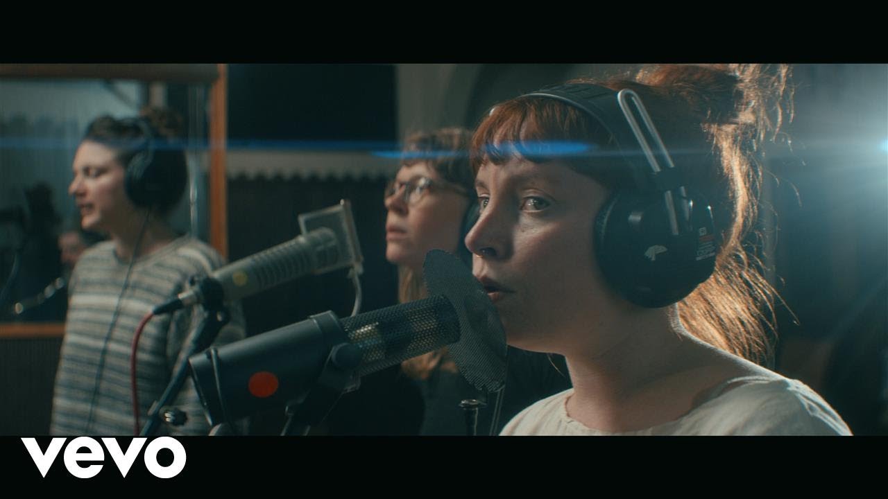 Sylvan Esso - The Glow (Echo Mountain Sessions)