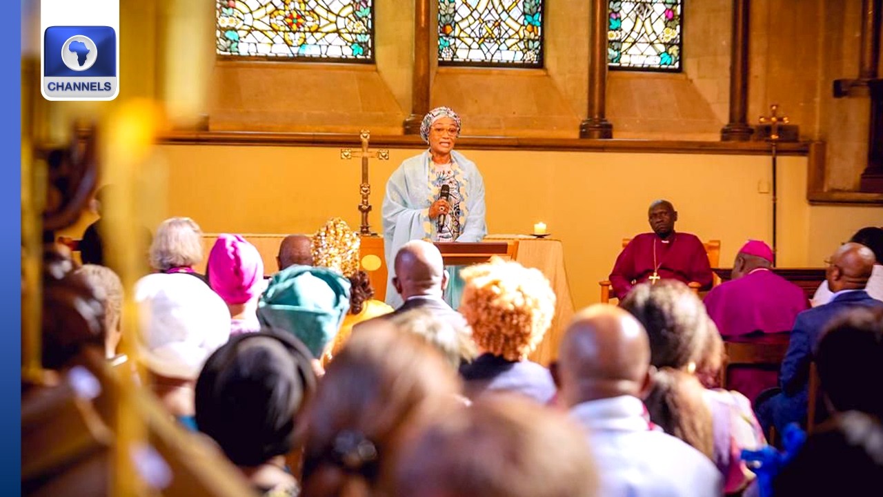 «Божья милость обновляется каждое утро», — проповедует Олуреми Тинубу в Ламбетском дворце.