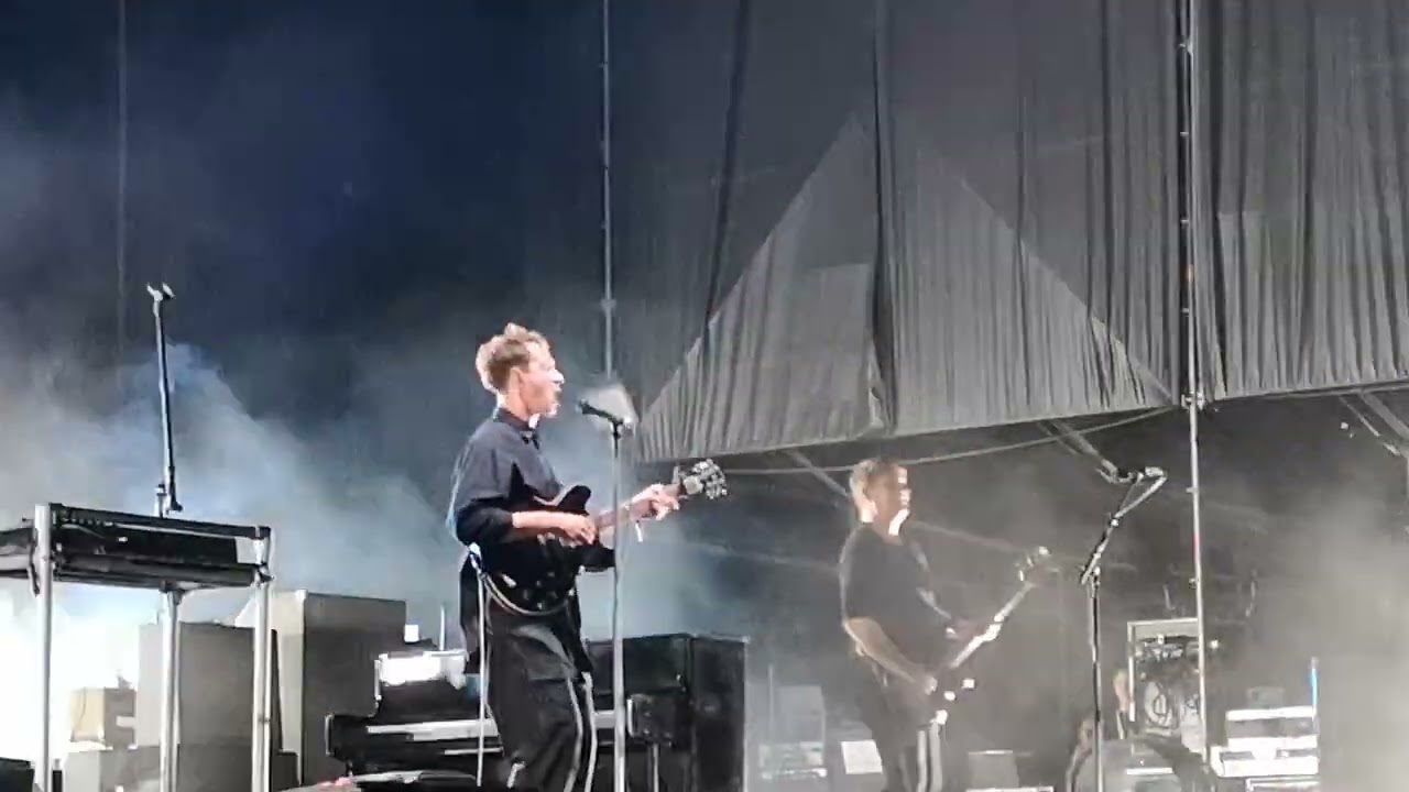 @editorsofficial - An End Has A Start (live @MadCoolFestivalOfficial Madrid)