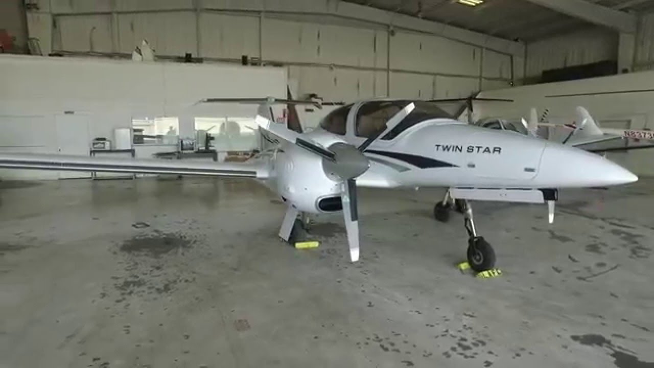 Diamond Twinstar DA42 - Walkaround