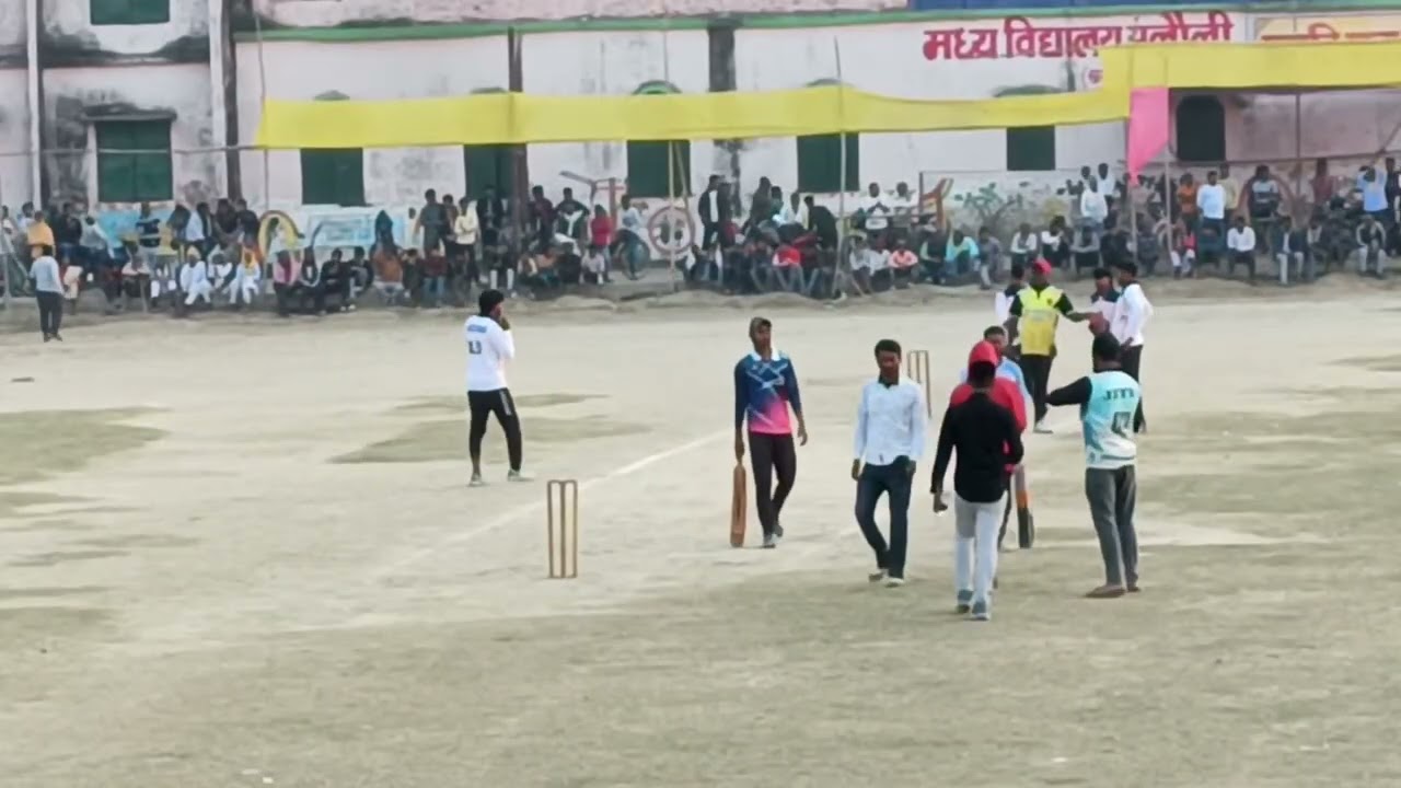 Highlight 2:14:52 - 2:19:52 from फाइनल मुकाबला बुढ़ौरा V/S सोनीहार