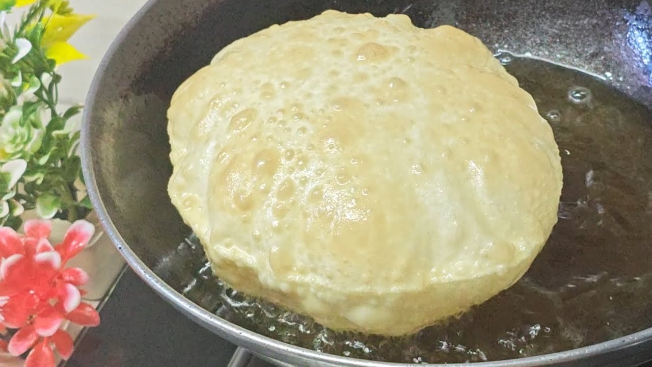 Fule Fule Bhature Is Tarah Banayen#bhature #recipe #food #cooking #bryani #viral #delicious 