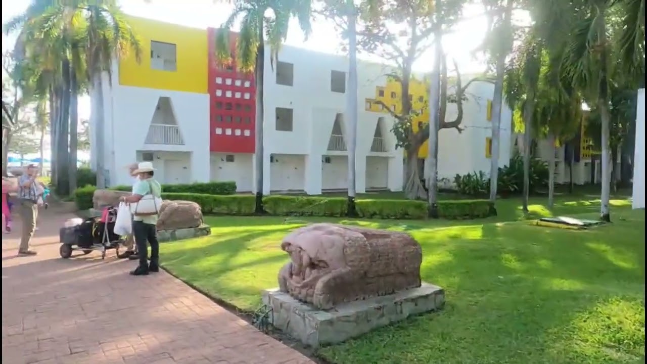 Salinitas Royal de Cameron Hotel  El Salvador .