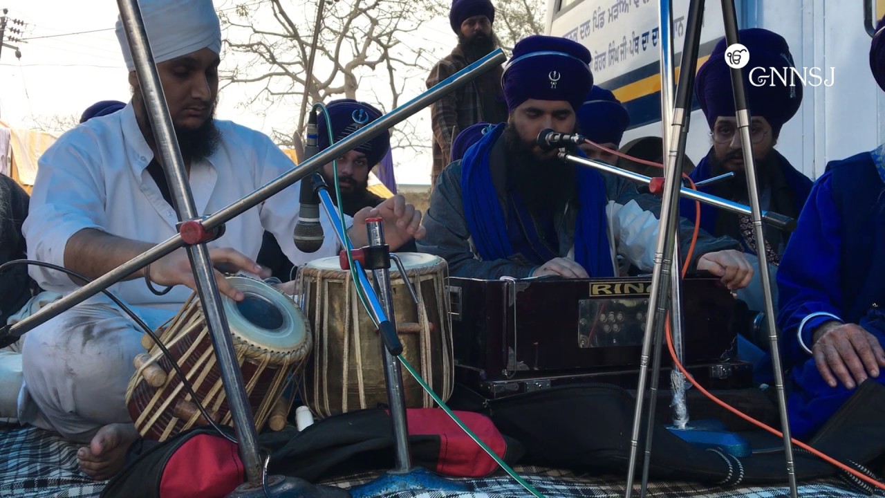 Impromptu Kirtan with Guru Nanak Dal