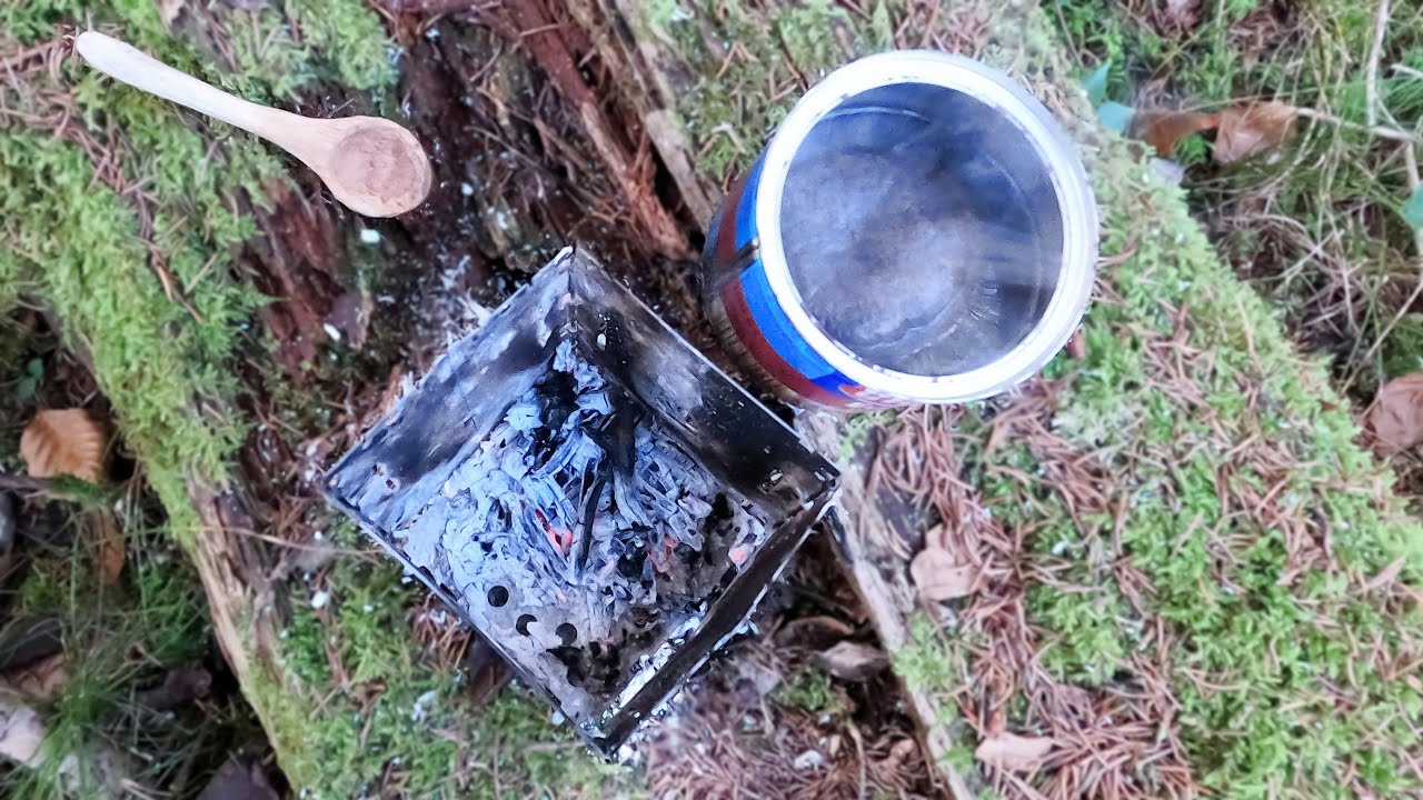 Bushcraft, Cafe in der Alu Dose kochen