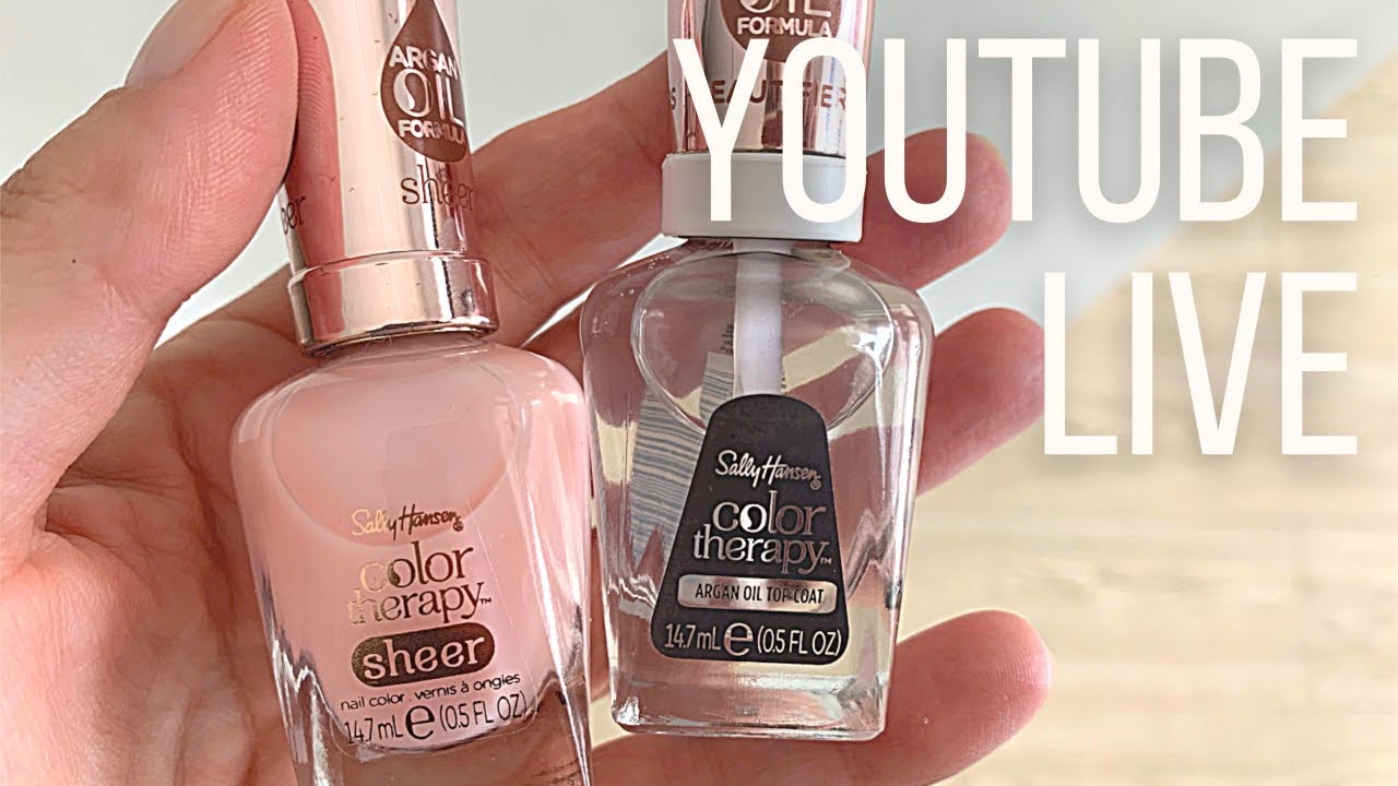 Doing my nails with Sally Hansen Color Therapy ‘Rosy Quartz’