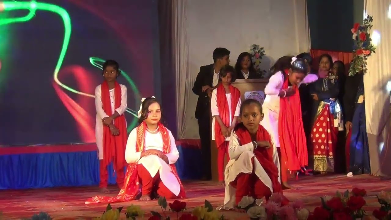 #soug# Mae Teri chunariya lehraye# stage sho#schoolmemes 