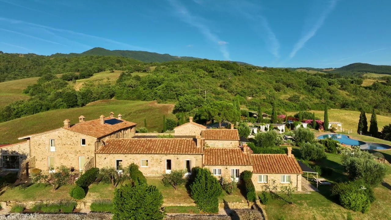 Cinigiano magnifica dimora con piscina e terreno | Cinigiano magnificent mansion with pool and land