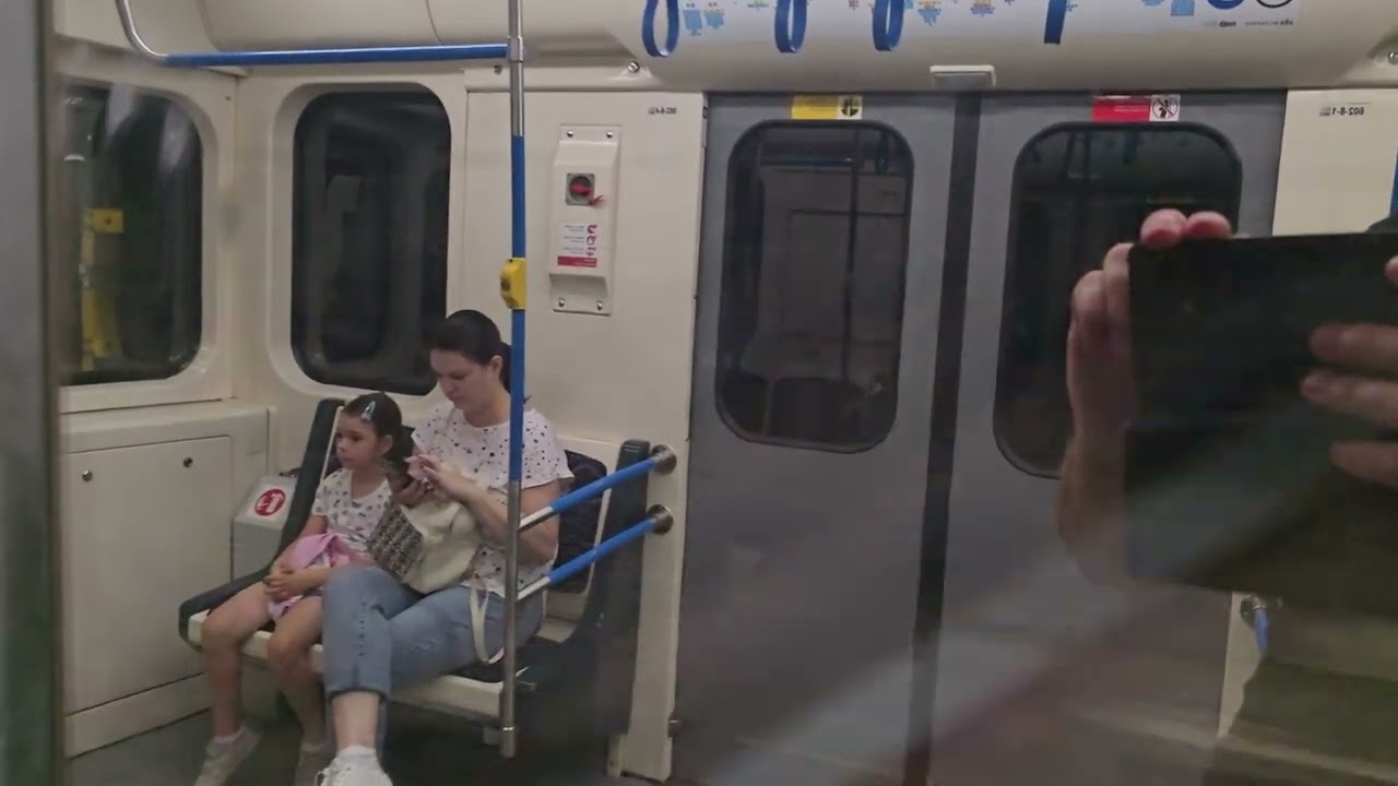Mid-long journey on Metro Line M3 Budapest from Újpest-központ to Kálvin tér 