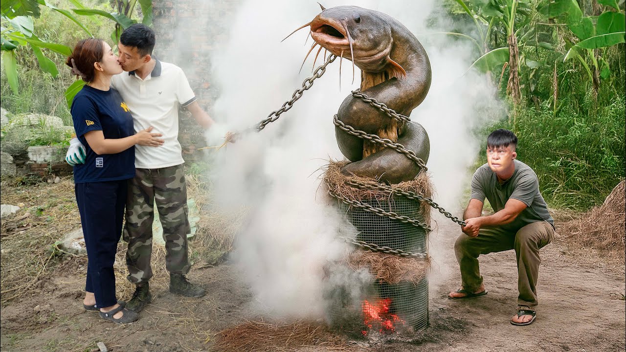Harvesting a GIANT Monster Fish – CEO’s Ancient Straw-Smoked Grilling Method Shocks Everyone