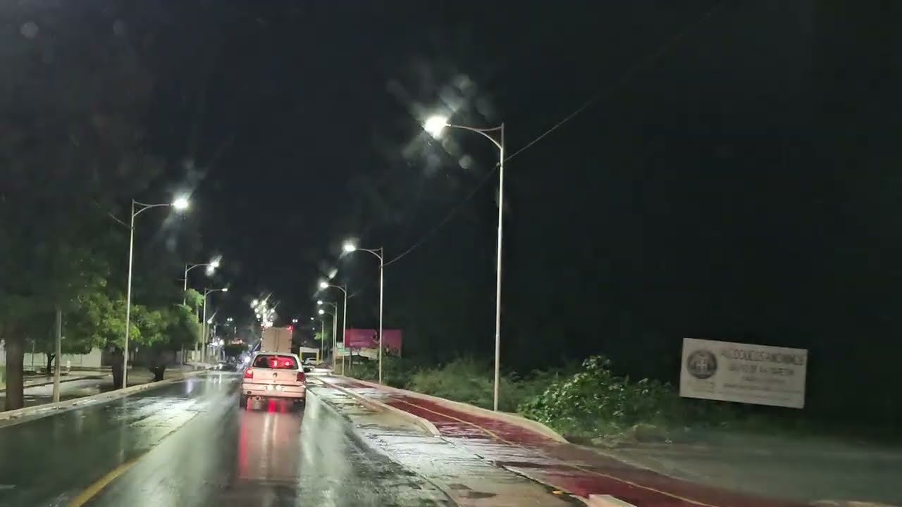 Da Vila das Crianças à Clarinha Itapetim PE, com chuva e relâmpagos. 